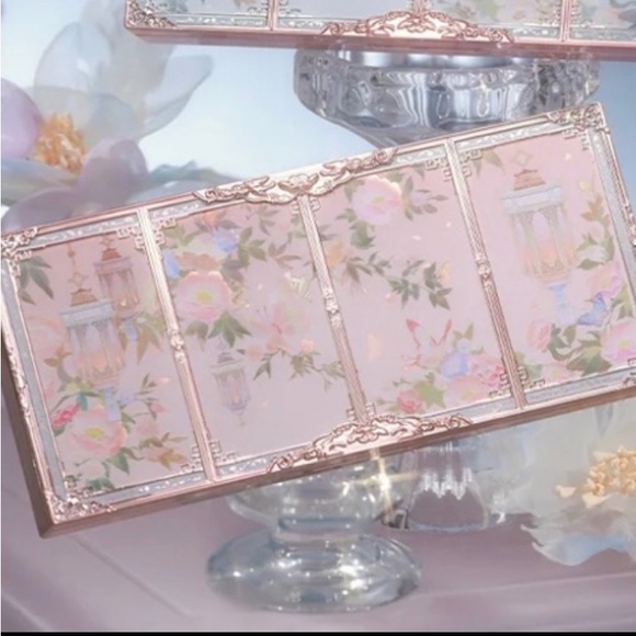 Flower Knows Makeup Butterfly Cloud Face Contour Palette Tawny Tea 02 BNIB - Picture 11 of 15